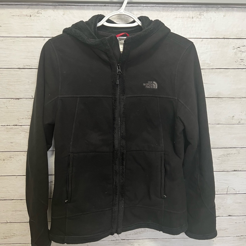 The North Face Women’s Fleece Jacket